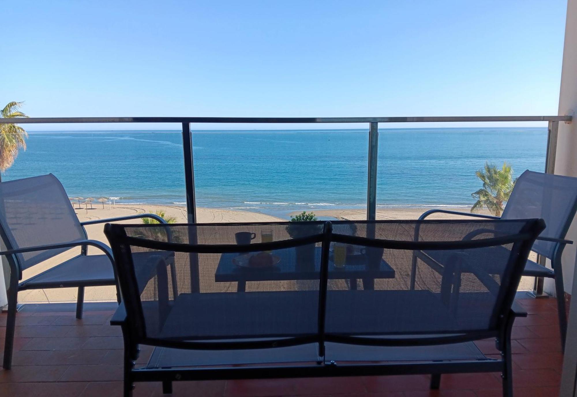 Alojamiento Iberia Playa Estepona Exteriör bild