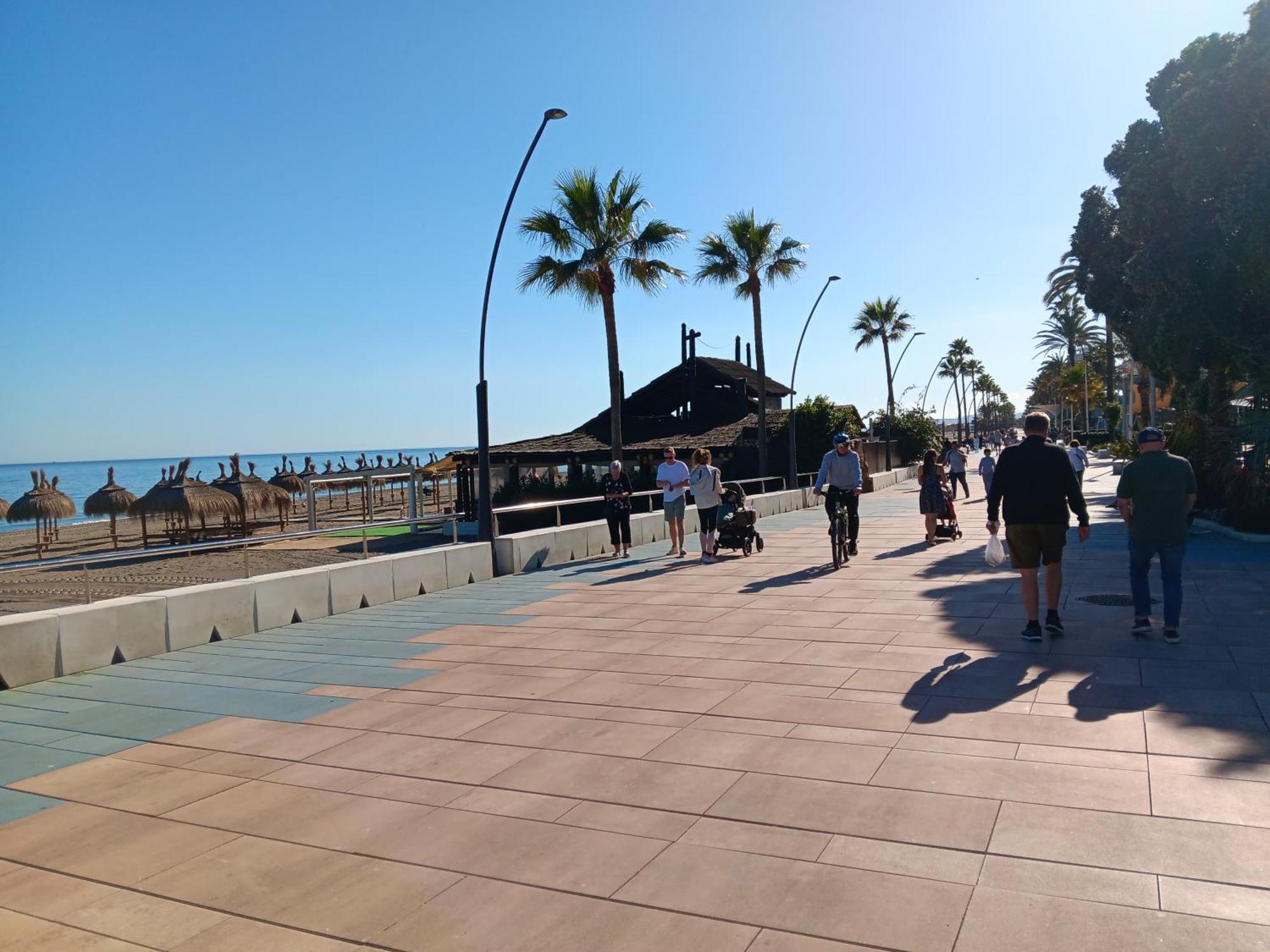 Alojamiento Iberia Playa Estepona Exteriör bild