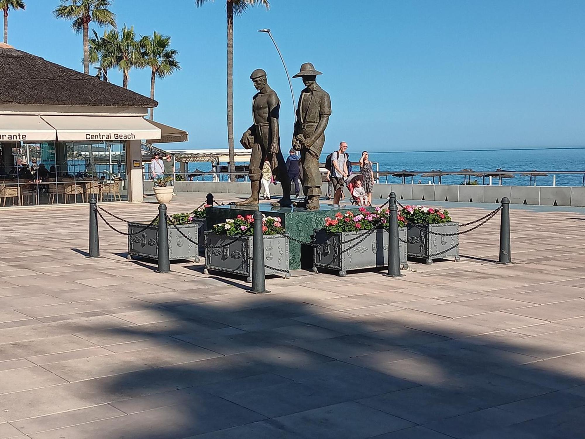 Alojamiento Iberia Playa Estepona Exteriör bild