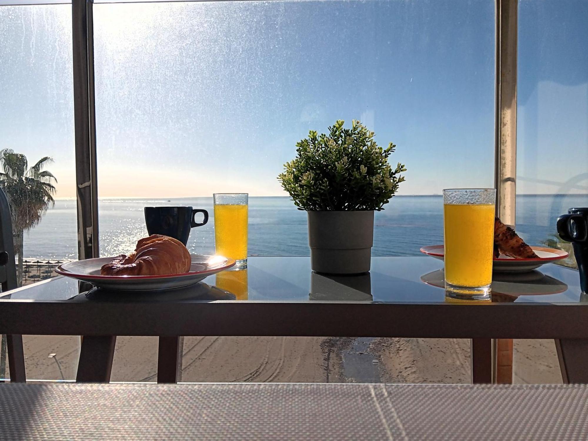 Alojamiento Iberia Playa Estepona Exteriör bild